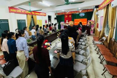 Trường Mầm non thị trấn Me tổ chức lễ kết nạp đảng viên năm 2025