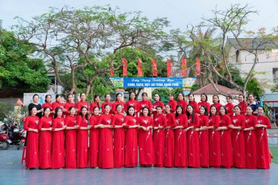 HỘI NGHỊ GẶP MẶT CÁN BỘ, GIÁO VIÊN, NHÂN VIÊN VÀ CÔNG BỐ CÁC QUYẾT ĐỊNH SAU SÁT NHẬP